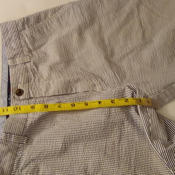 Brooks Brothers pinstriped walking shorts. Size 16 - Picture 5 of 8